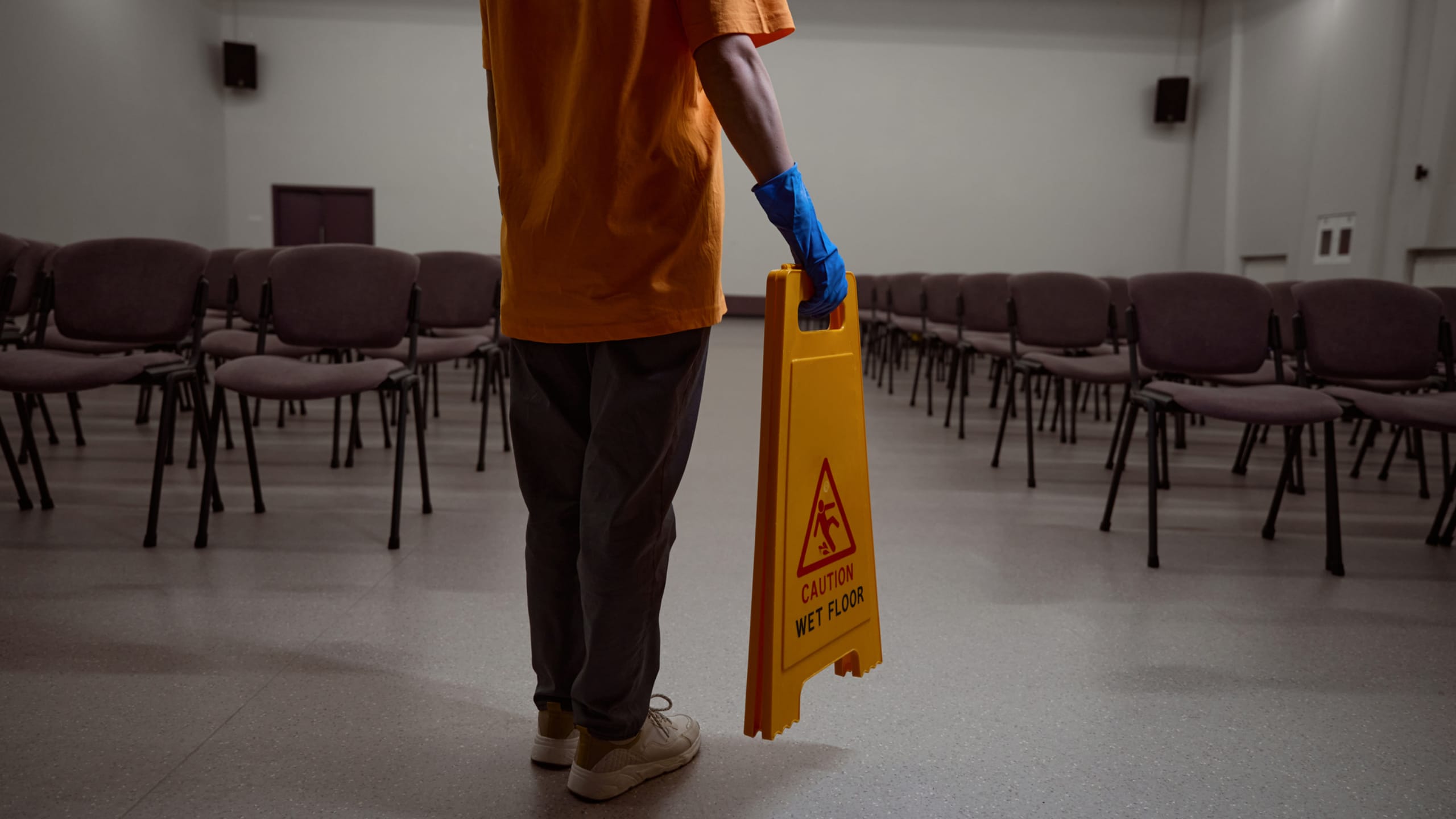 What is Professional Commercial Cleaning and How Can it Help Your Business