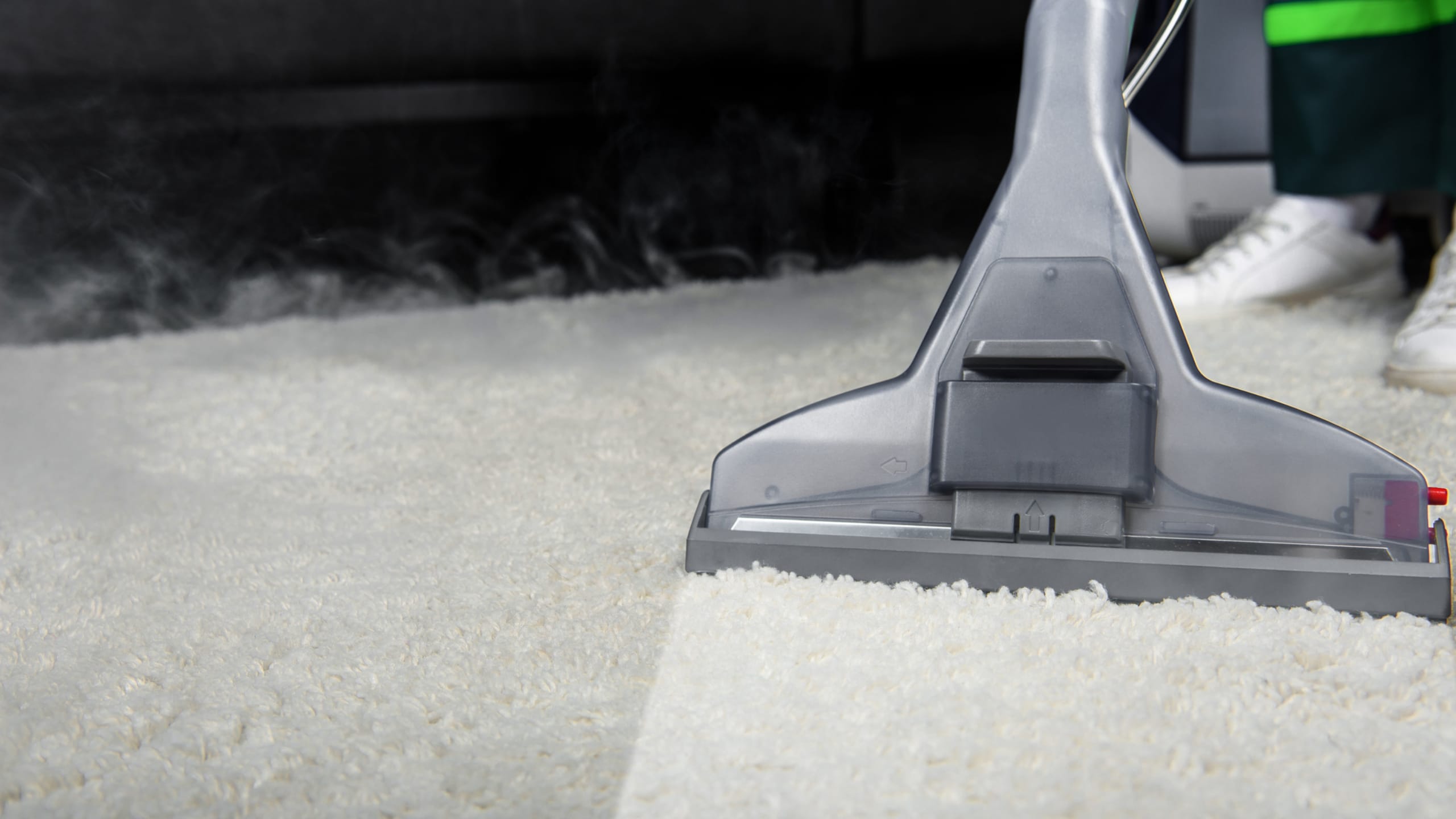 How to Improve Efficiency with Professional Commercial Cleaners