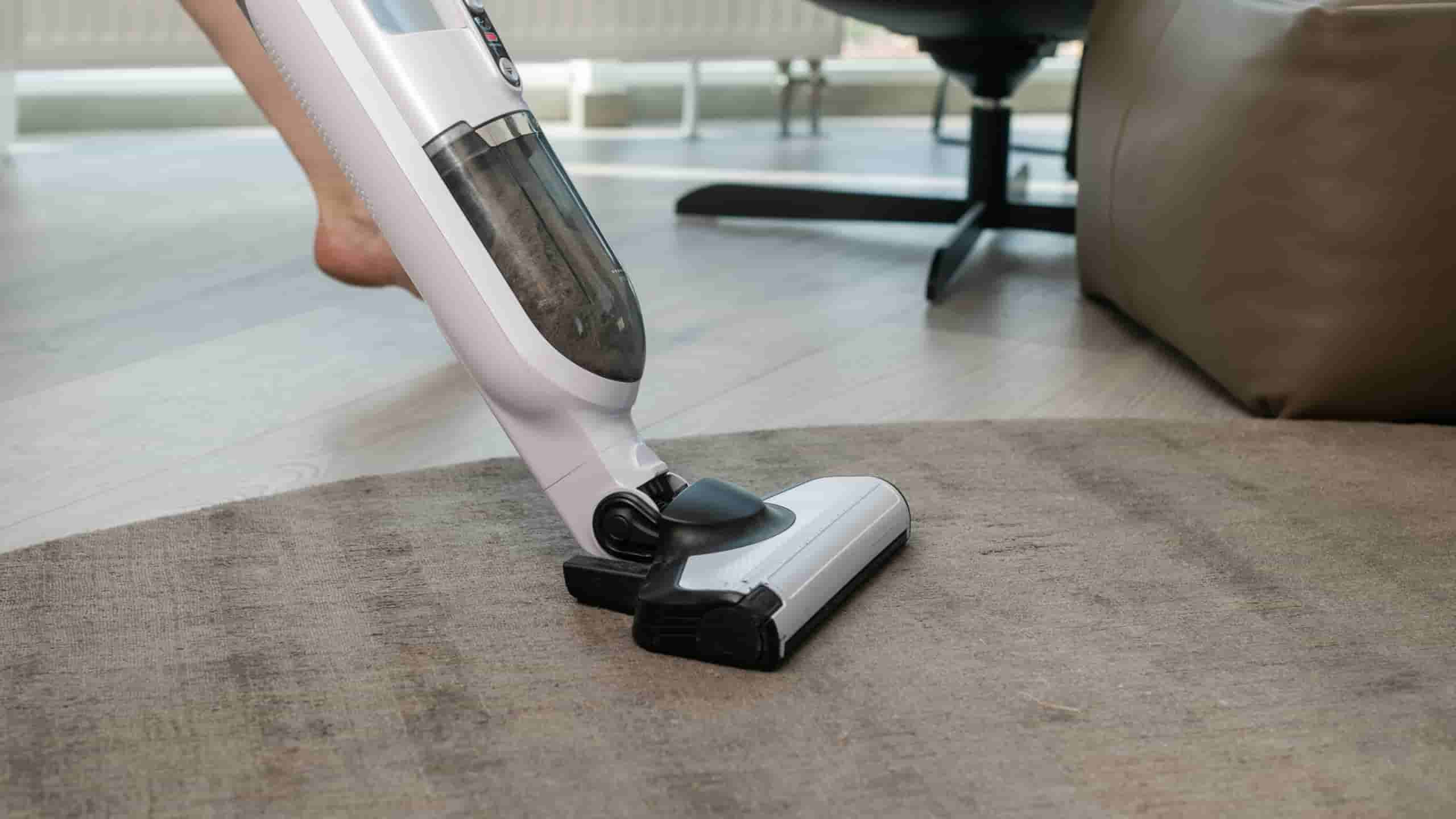 DIY carpet cleaning tips and tricks using household ingredients 